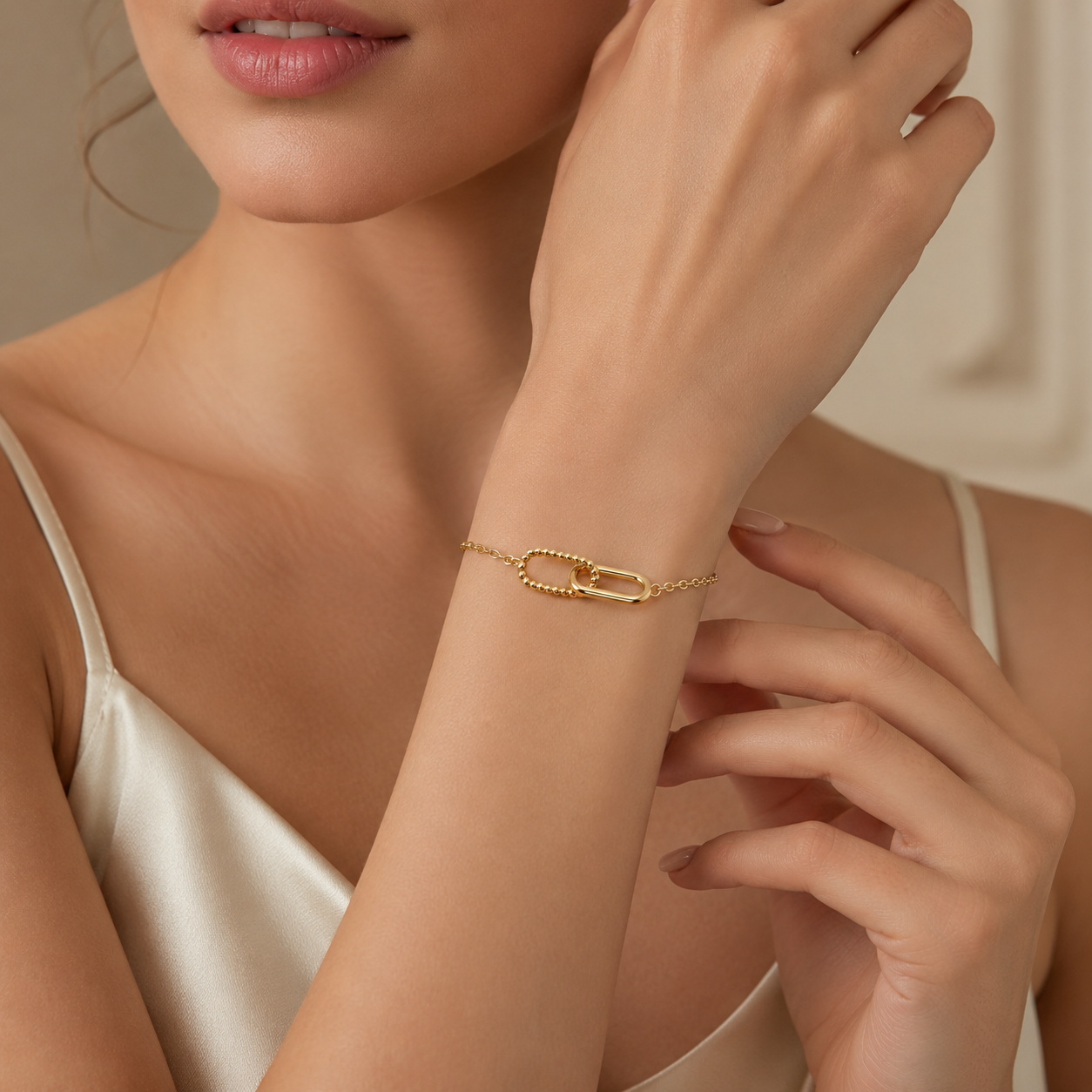 TRYNDI Urban Loop Bracelet for Women
