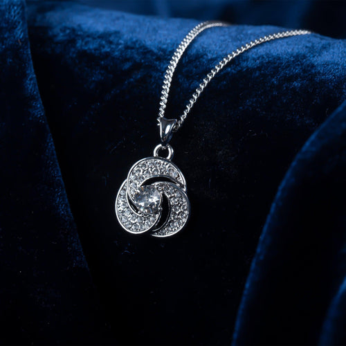 Warren James Sabrina Heart Necklace Swarovski Elements | Necklace,  Swarovski elements, Swarovski crystal necklace