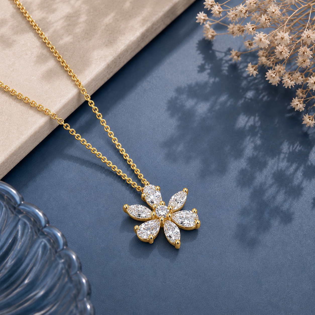 TRYNDI Sparking Daisy Necklace for women
