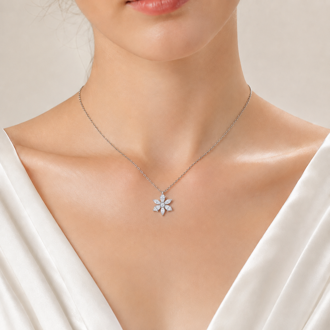 Sparking Daisy Necklace for women