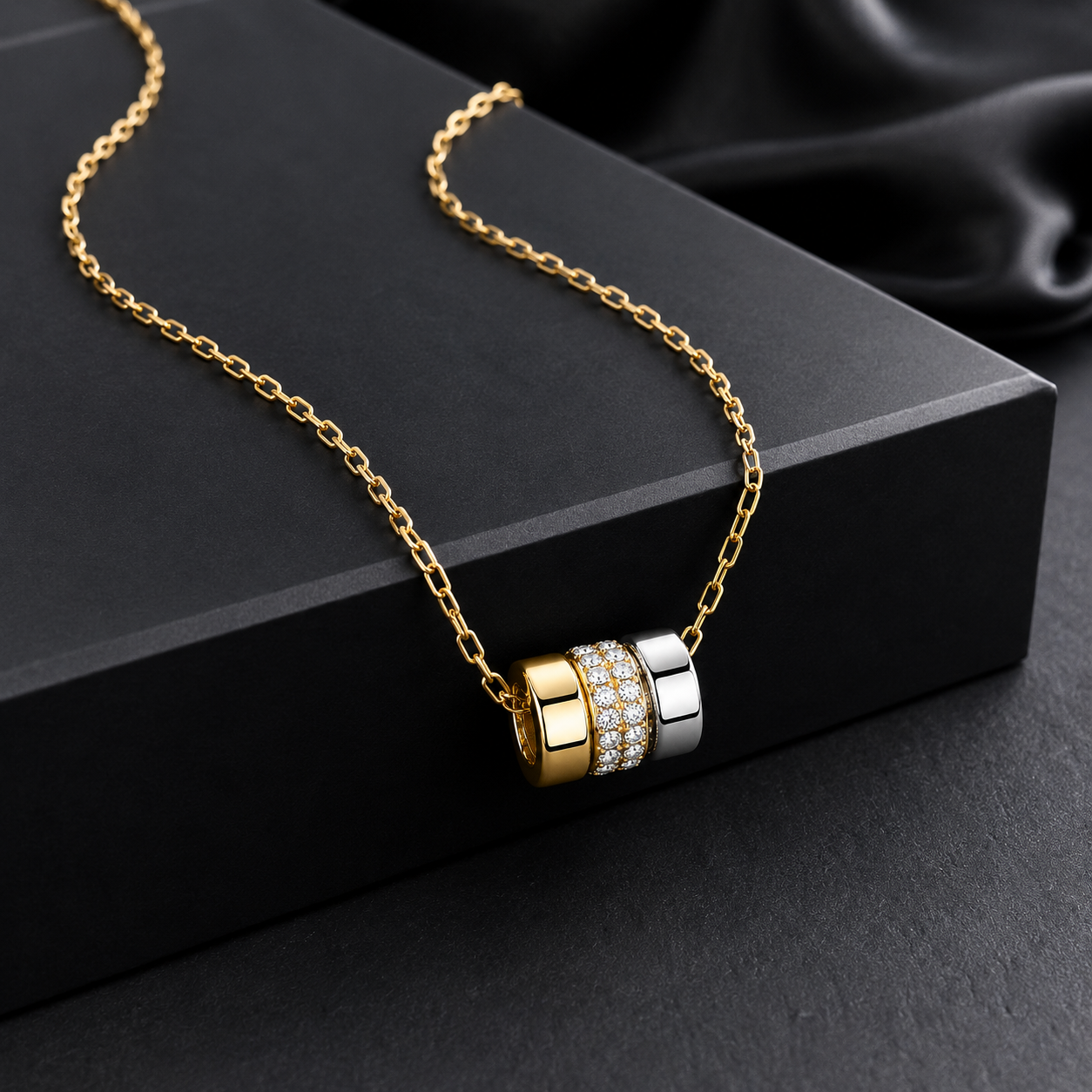 TRYNDI Trio Charm Necklace for women